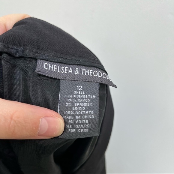 Chelsea & Theodore Mini Skirt - Picture 5 of 6